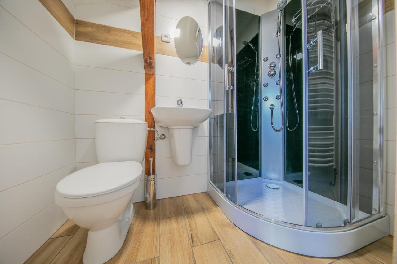 Na Rybnicku Bohutin Hotell Exteriör bild